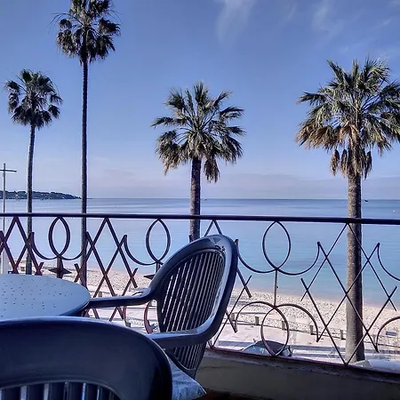 Apartment Constellation *