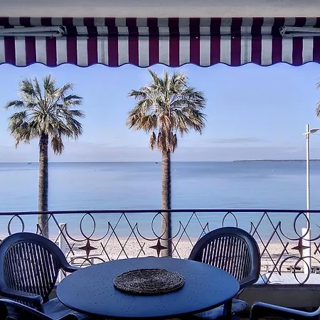 Constellation Lägenhet