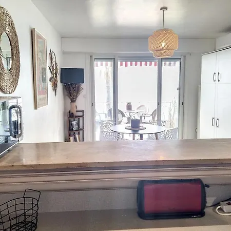 Apartment Constellation