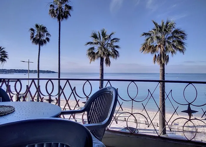 Apartment Constellation *