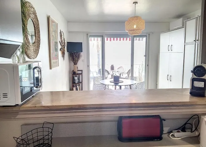 Apartment Constellation