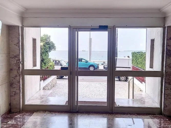 Constellation Apartment Juan-les-Pins